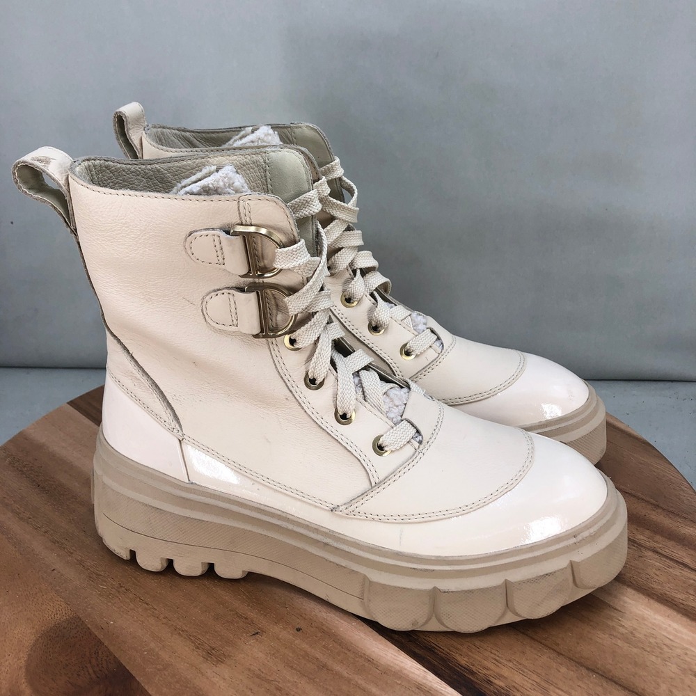Sorel Caribou X Waterproof Boots Leather Platform Womens Size 9 Lace Up Ankle
